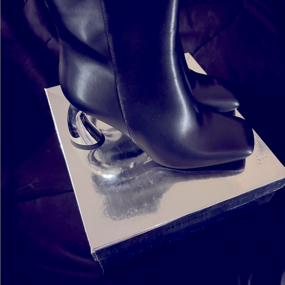 Elegant Black Ankle Boots with fancy silver heel